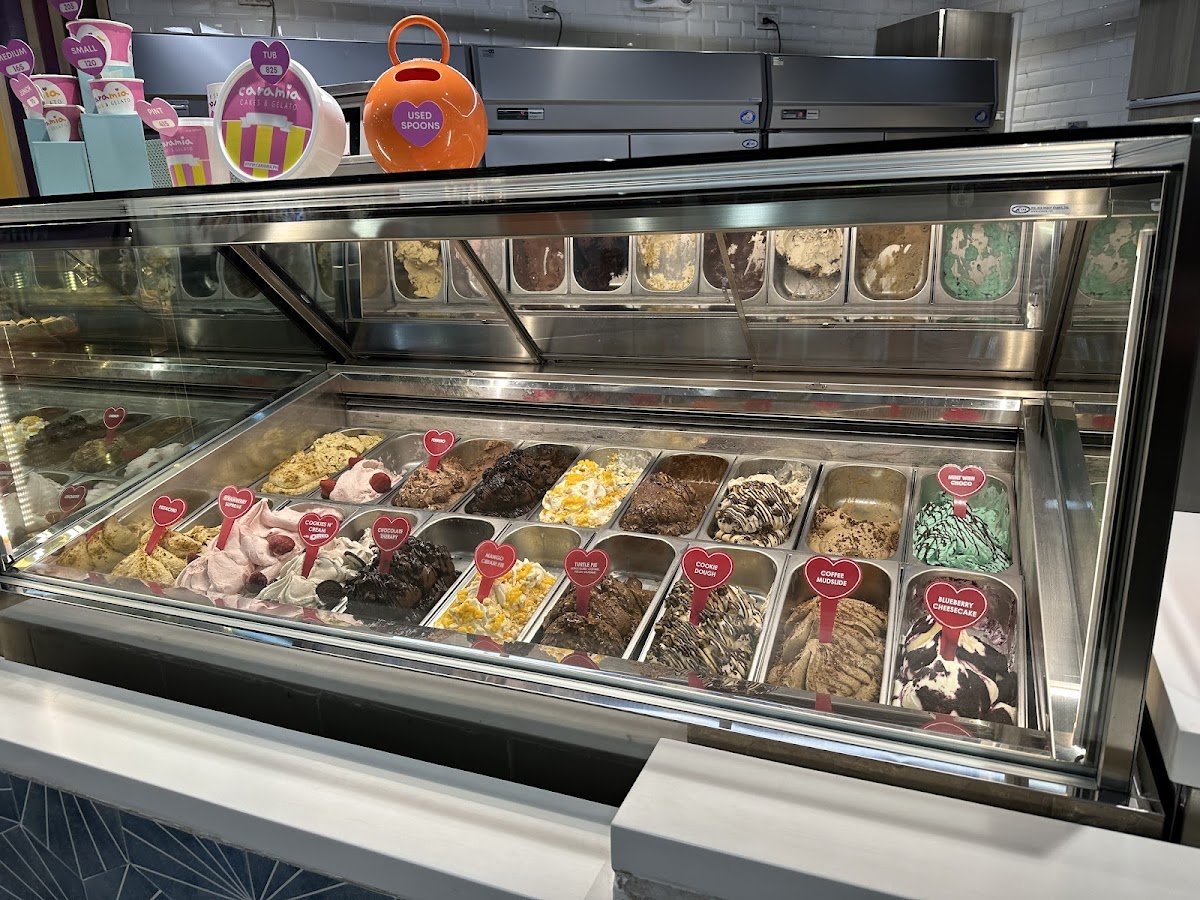 Caramia Cakes & Gelato